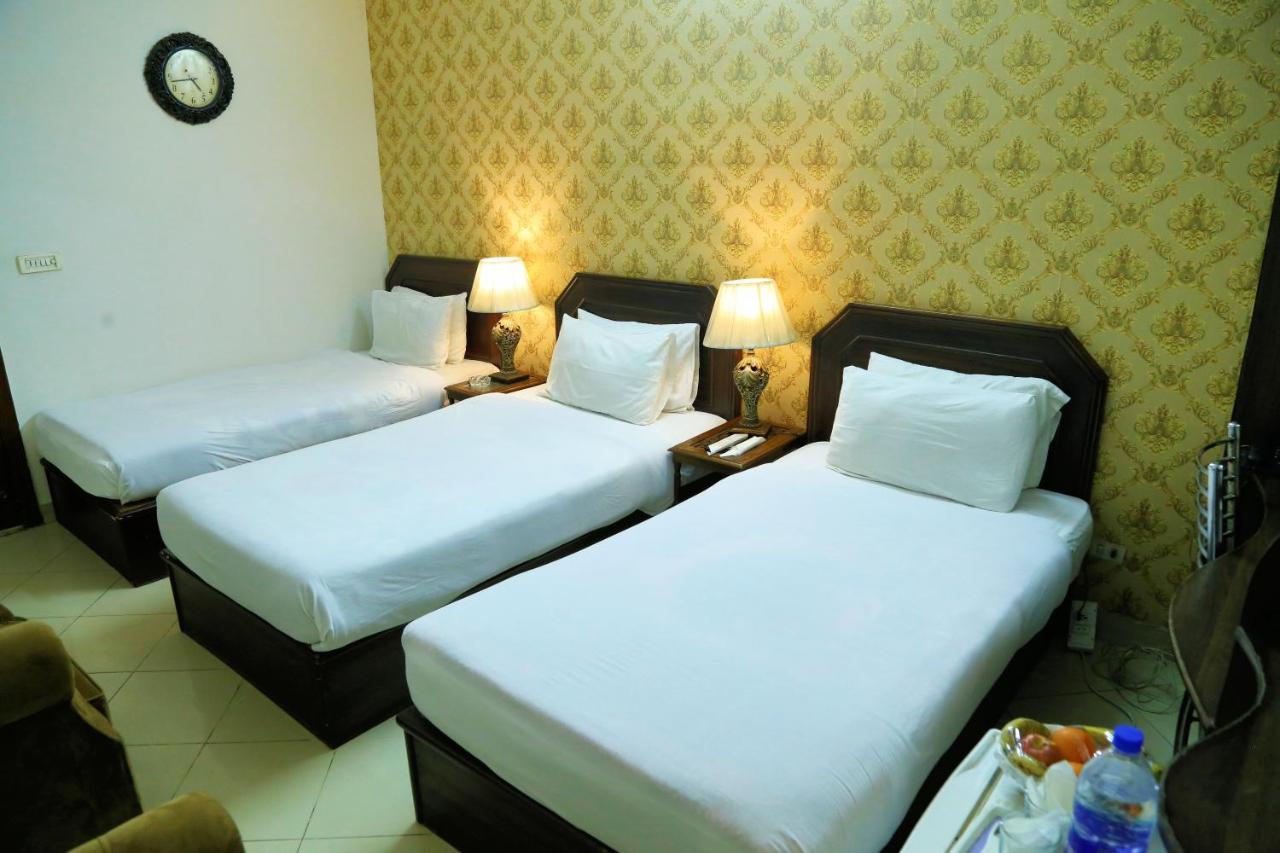 Fiesta Inn Hotel & Resorts Multan Esterno foto