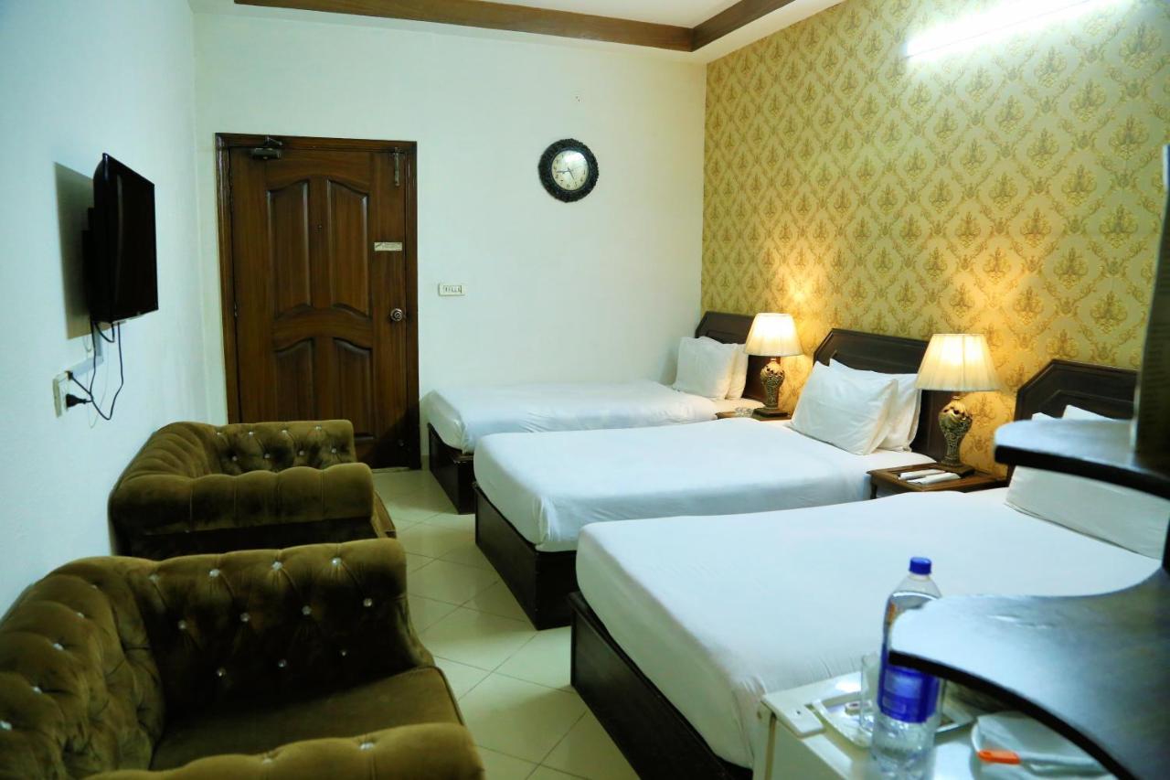 Fiesta Inn Hotel & Resorts Multan Esterno foto