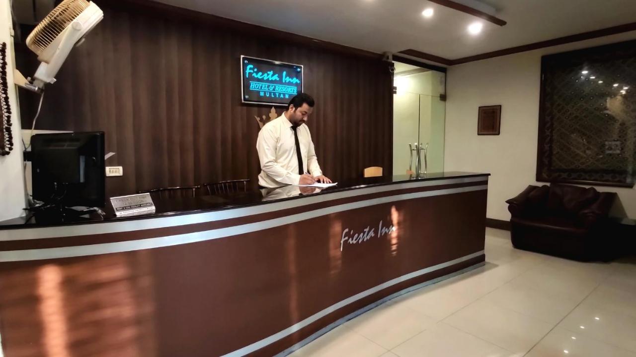 Fiesta Inn Hotel & Resorts Multan Esterno foto