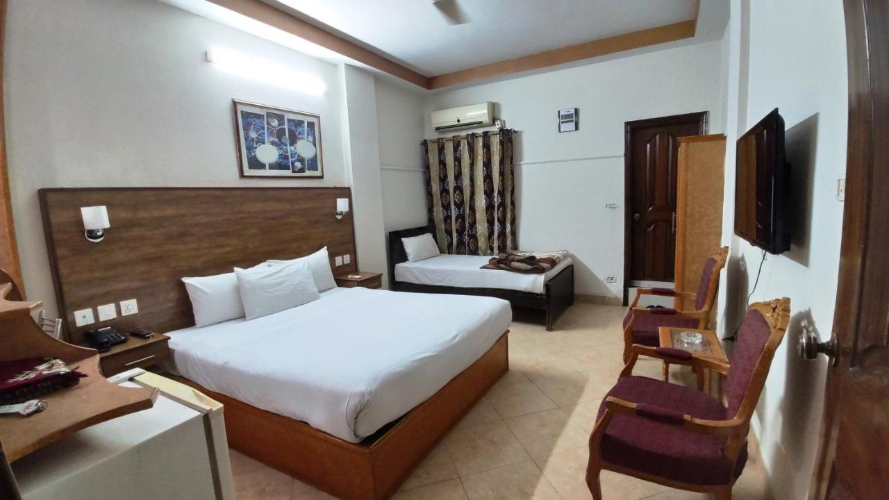 Fiesta Inn Hotel & Resorts Multan Esterno foto