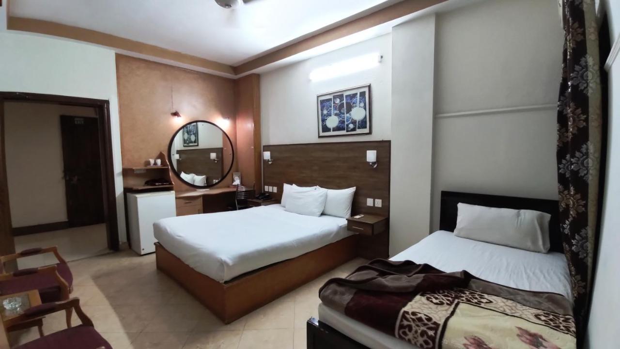 Fiesta Inn Hotel & Resorts Multan Esterno foto